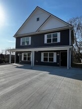 Building Photo - 106 A Piedmont Dr