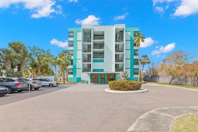 Foto del edificio - 1848 Shore Dr S