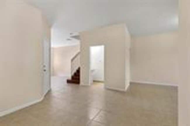 Foto del edificio - 21113 NW 14th Pl