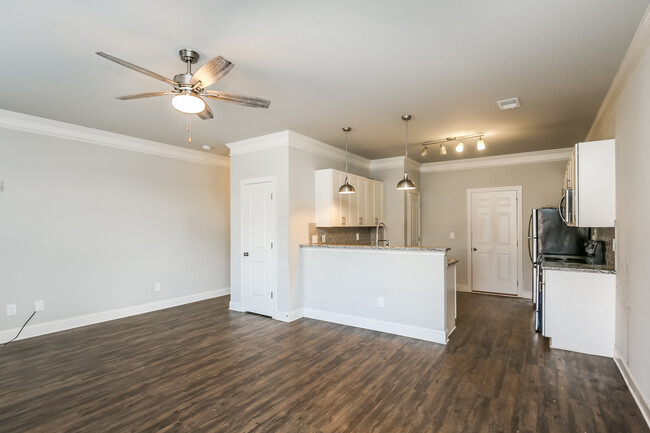 Building Photo - 208 Riley Circle, Dawsonville, GA
