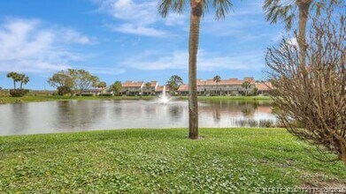 Building Photo - 402 Sea Oats Dr