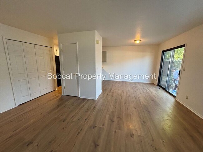 Foto del edificio - 136 Dayton Village Pkwy