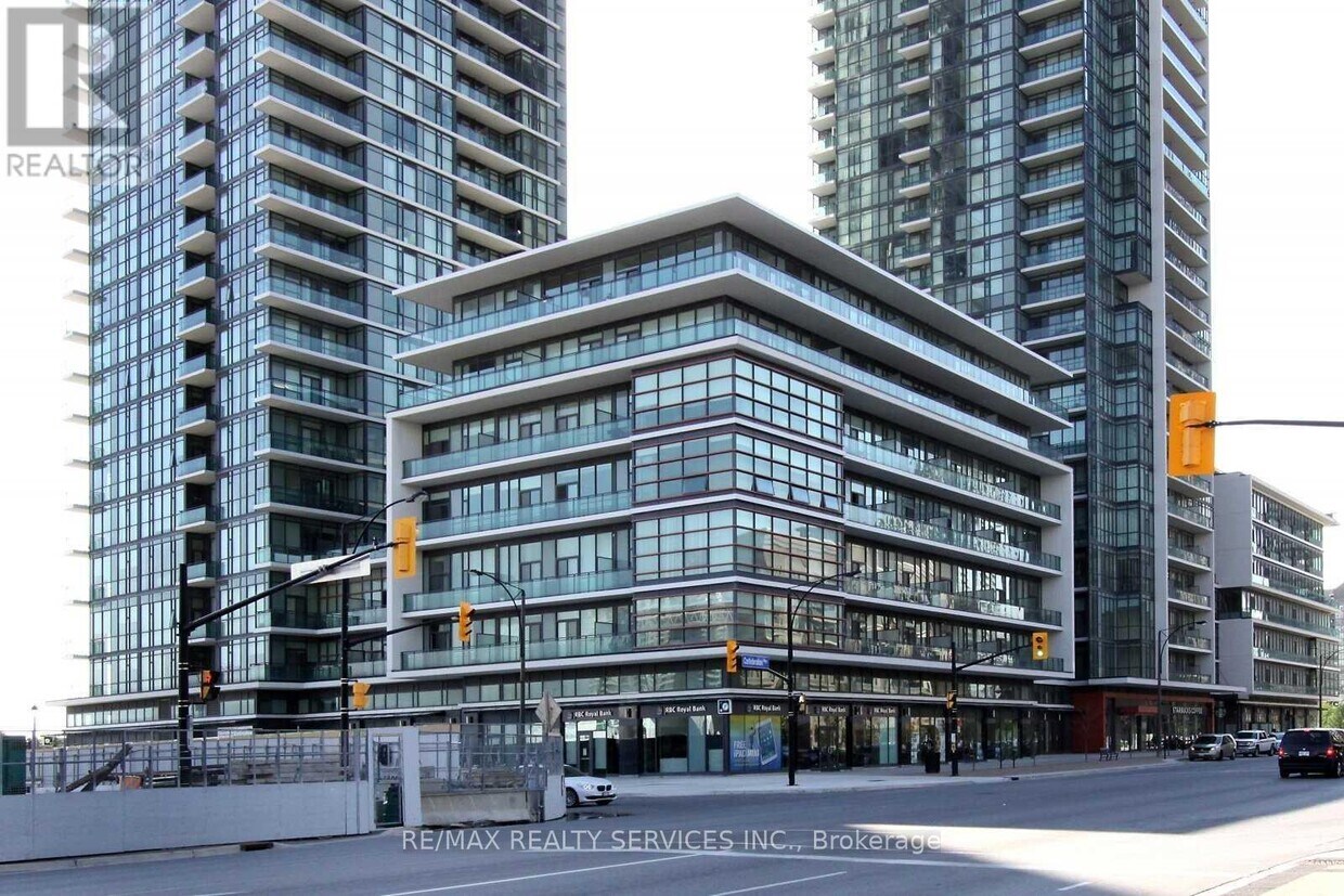 Photo principale - 4070-4070 Confederation Pkwy