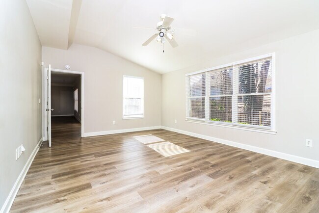 Foto del edificio - 1042 Amberton Ln