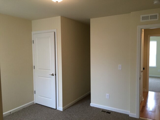 Foto del edificio - 415 N 41st St