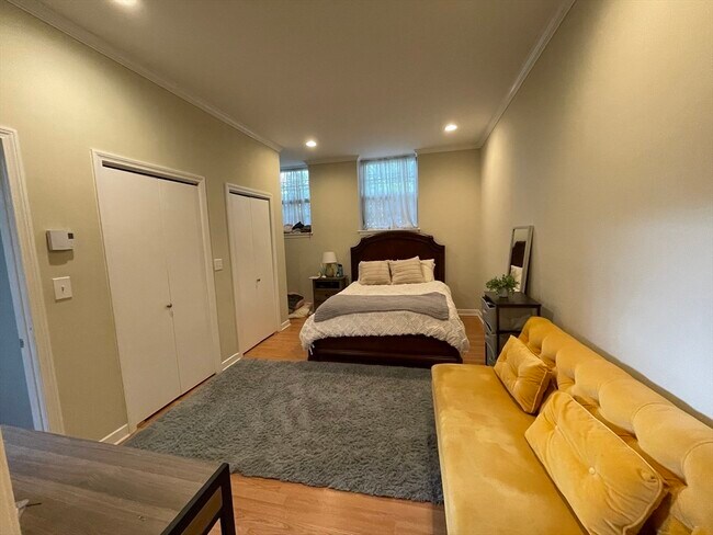 Foto del edificio - 743 E 4th St