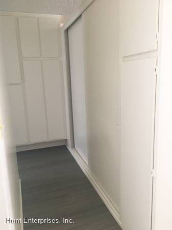 Foto del edificio - 13520 Kornblum Ave.