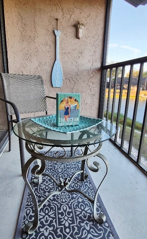 Foto del edificio - 19505 Quesada Ave