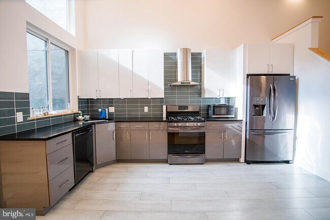 Foto del edificio - 1634 Ridge Ave