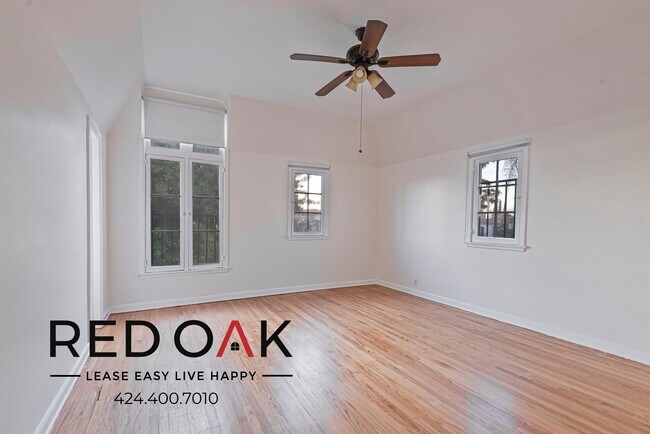 Foto del edificio - ~1 Month FREE~ Spacious Multi-Story Three ...