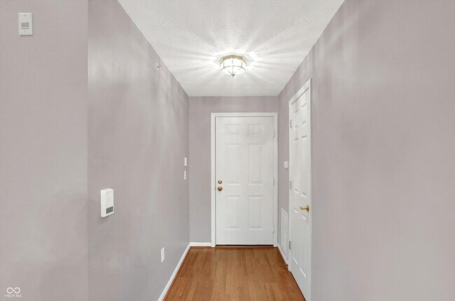 Foto del edificio - 239 Legends Creek Way