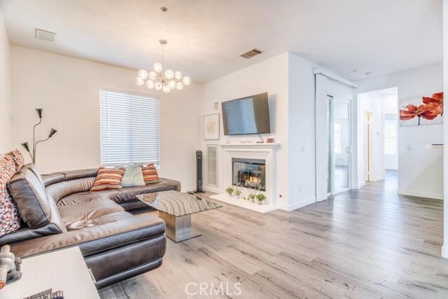 Foto del edificio - 1317 McFadden Dr