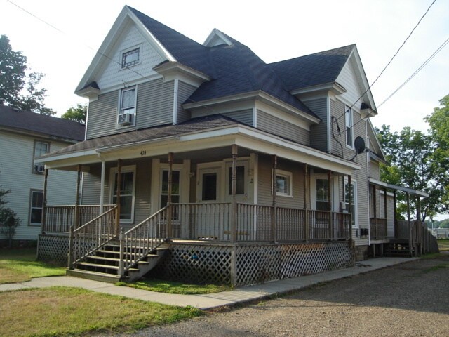 Foto principal - 424 E Prairie St