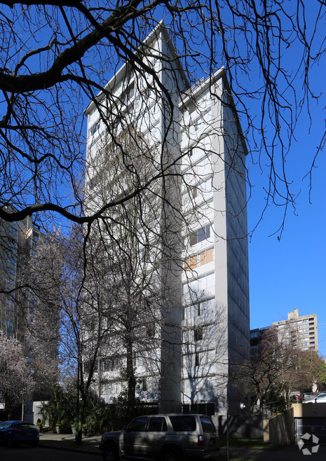 Building Photo - Connaught Apartments