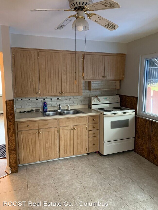 Building Photo - 3 br, 1 bath House - 697 Belvidere Avenue