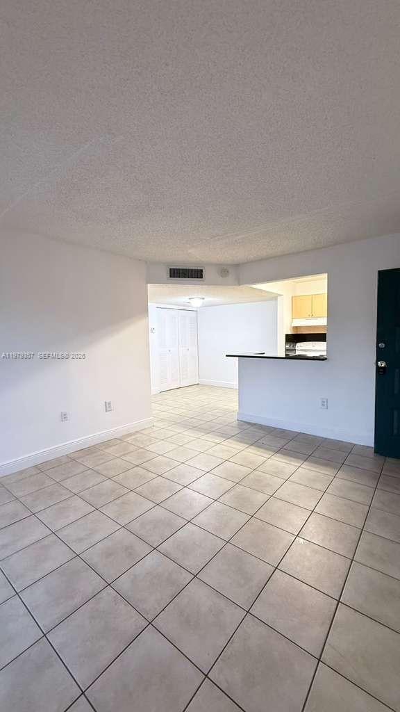 Foto del edificio - 7100 NW 179th St