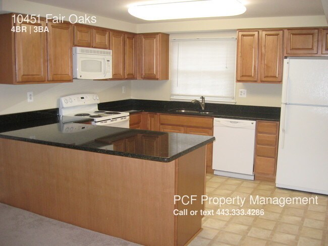 Foto del edificio - 10451 Fair Oaks