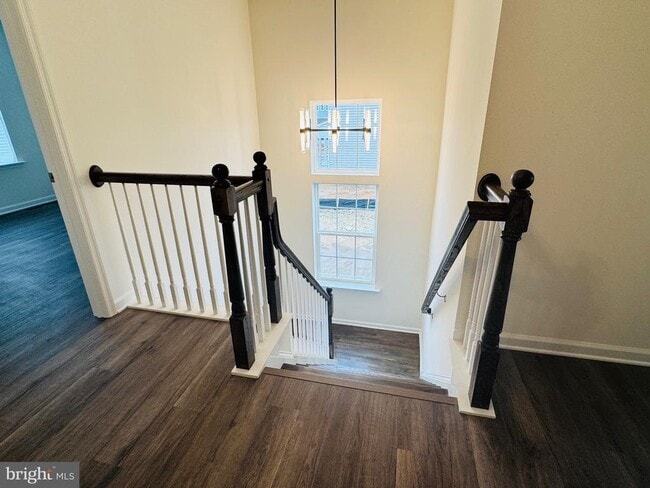 Building Photo - 309 THALES Dr