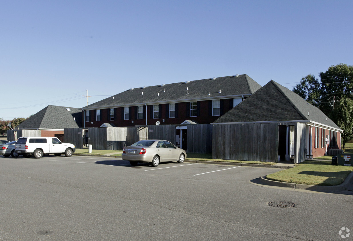 Foto del edificio - Barrington Woods Townhomes