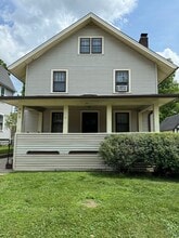 Building Photo - 845 E University Ave