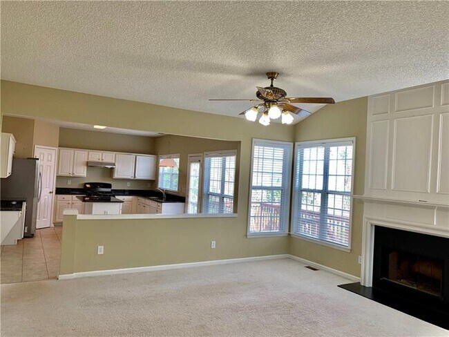 Building Photo - 3937 Toccoa Falls Dr