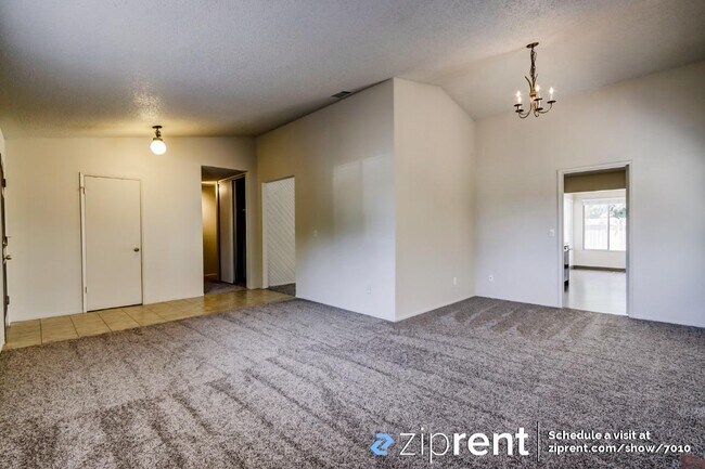 Building Photo - 524 Wigeon Way