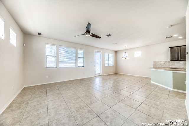 Building Photo - 1407 Nicholas Manor