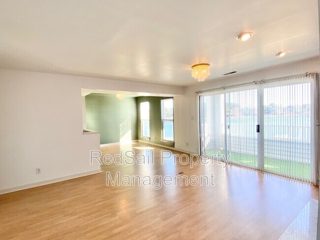 Foto del edificio - 212 Dockside Dr