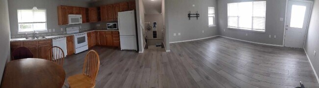 Foto del edificio - 8 Canty Ln