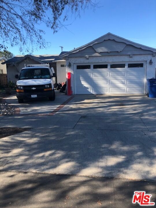 Primary Photo - 10449 Gothic Ave