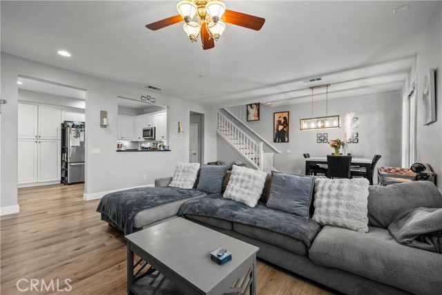 Foto del edificio - 28414 Casselman Ln