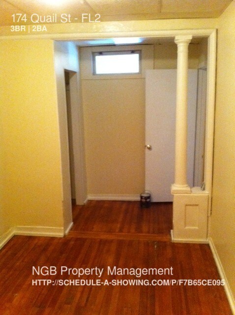 Building Photo - 174 Quail St
