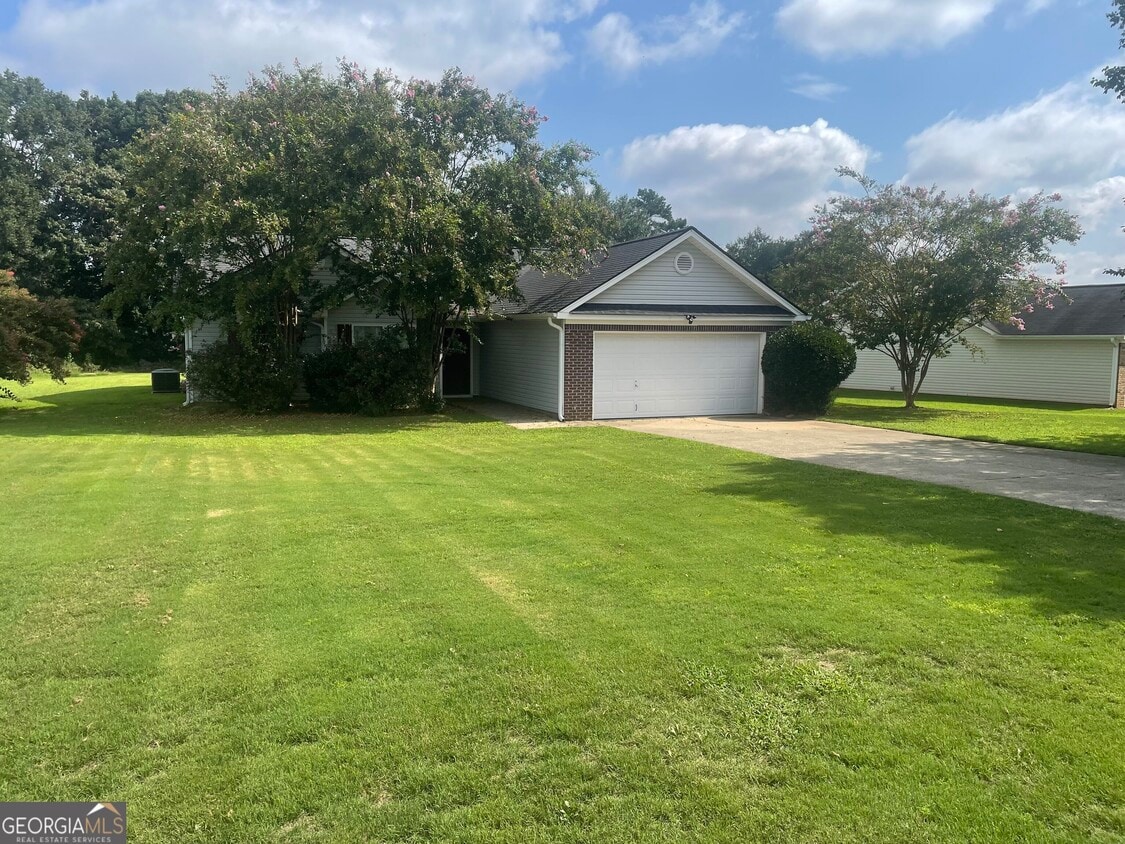 Primary Photo - 1507 Cardinal Ln