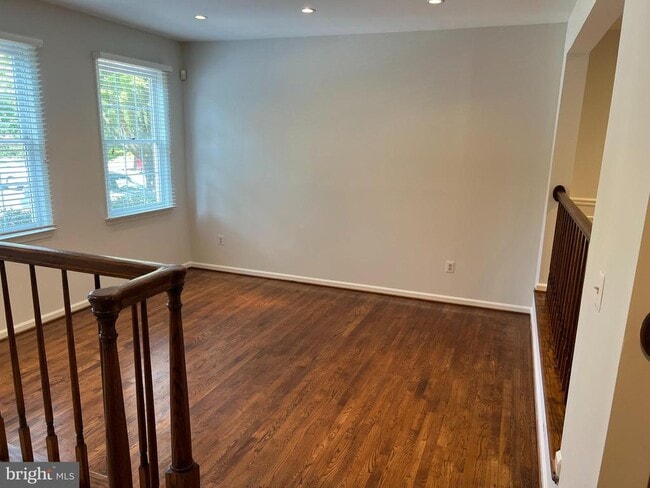 Building Photo - 5723 Brewer House Cir