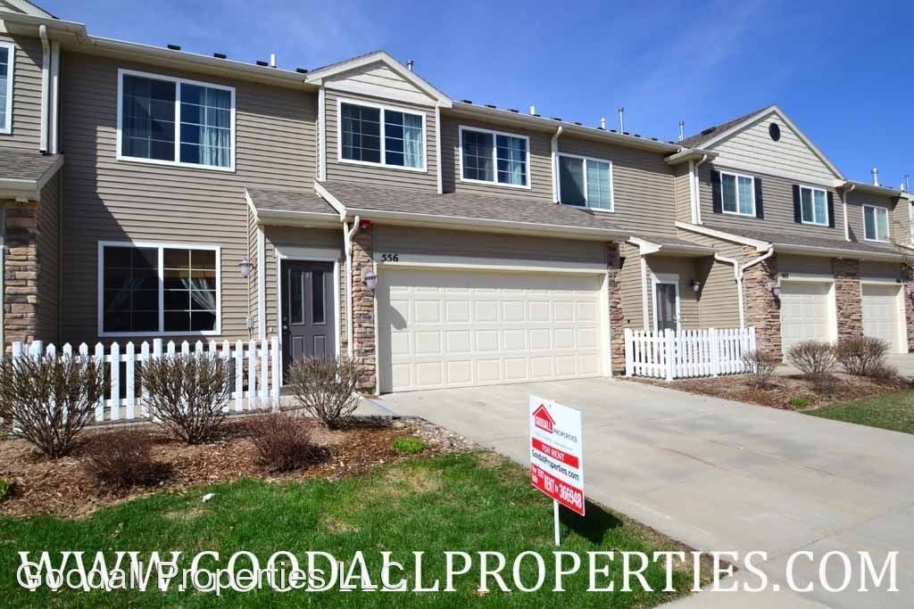 Primary Photo - 3 br, 2.5 bath House - 556 Villa Court
