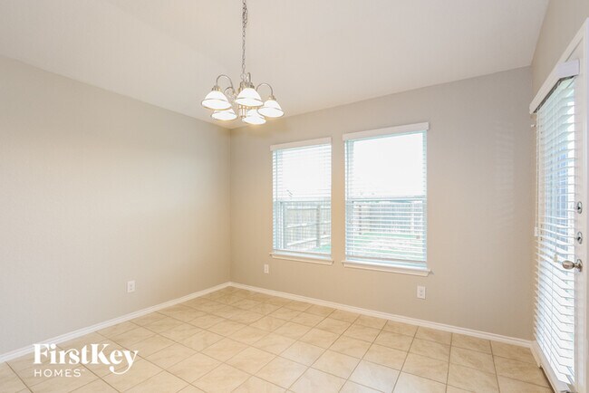 Building Photo - 1036 Sandwell Ct