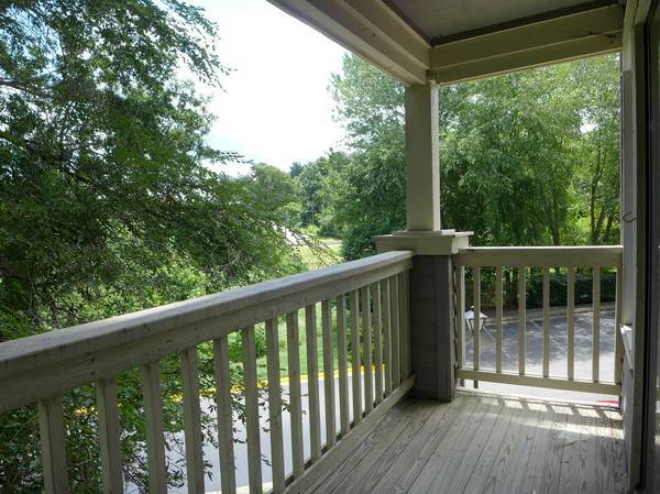 Private balcony - 702 Martin Luther King Jr Blvd
