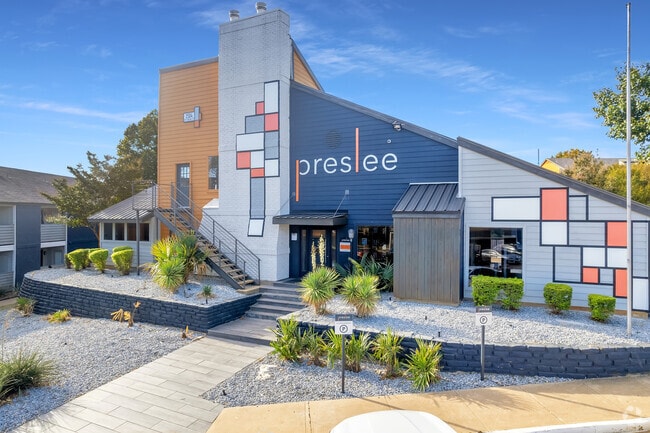 Building Photo - Preslee Apartments