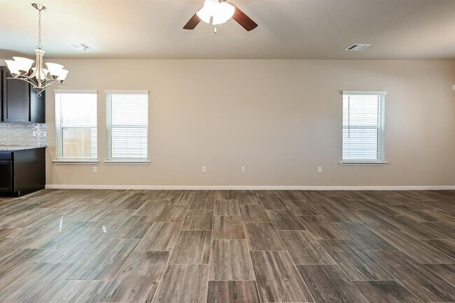 Building Photo - 7939 Cypress Country Dr