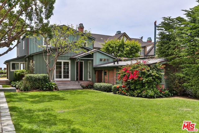 Foto del edificio - 23736 Malibu Colony Rd