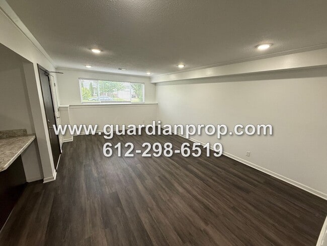 Foto del edificio - 5900 3rd St NE