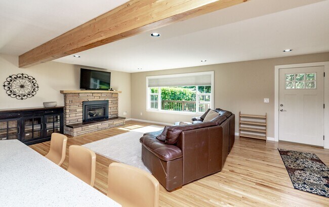 Foto del edificio - Lovely 3 bedroom, 2.5 bath home