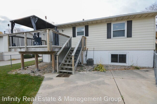 Building Photo - 4 br, 2 bath House - 947 21st St SE