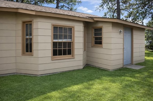 Building Photo - 2 Wallace Rd