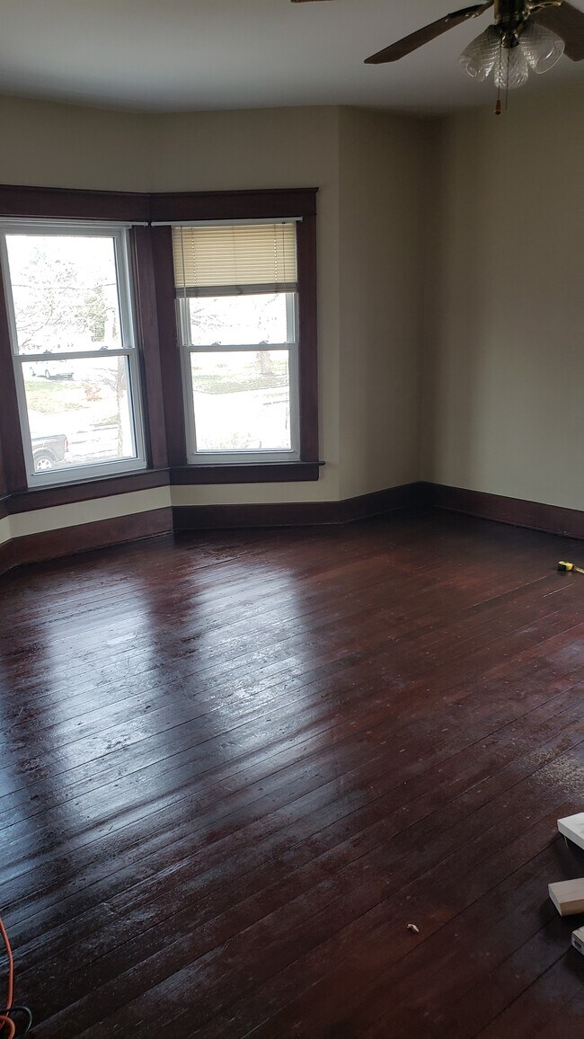 Foto del edificio - 1660 Kentucky St