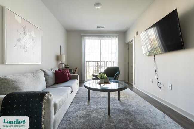 Building Photo - 340 W 25th St