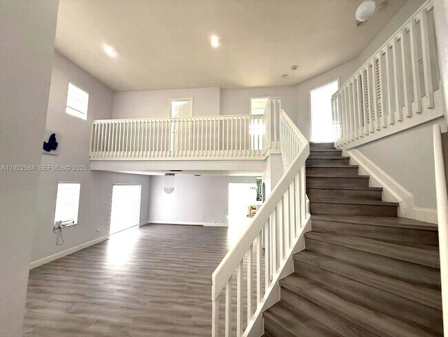 Foto del edificio - 9352 SW 155th Ave