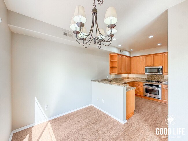 Building Photo - SD: Spacious 3BD/2.5BA Townhome in Carmel Valley with Private Terrace, Community Pool & 2-Car Garage
