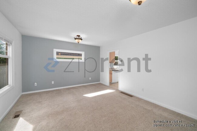 Foto del edificio - 2204 Kauffman Ave