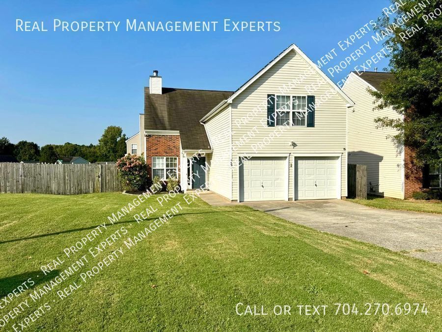Primary Photo - Stunning 5BR/2.5BR Home in Concord!